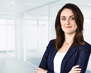 Larissa_Hall_Director_Family_Wealth_Management_team Larissa_Hall_Director_Family_Wealth_Management_team